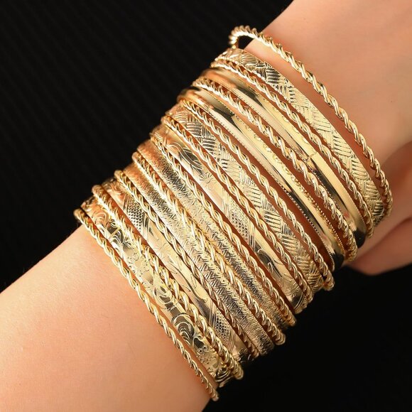16Pcs Gold Bangle Bracelets for Women - Multi Layer Stackable Textured Bracelets - Picture 6 of 9